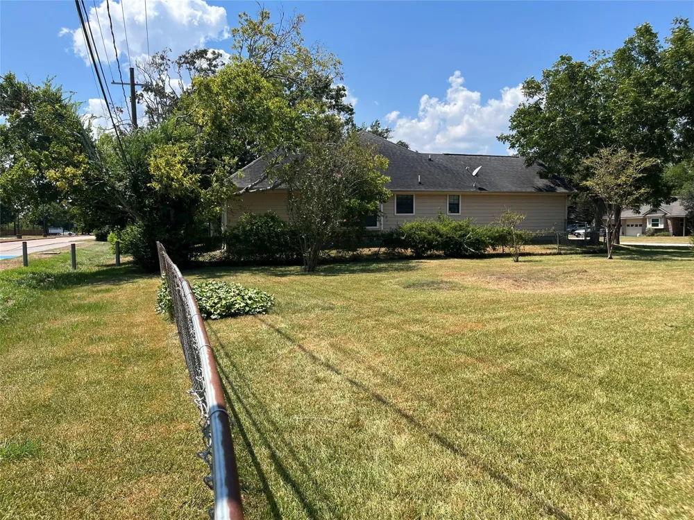 1871 Aspen Lane Seabrook, TX 77586
