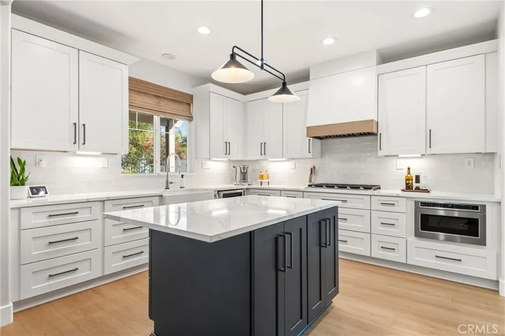 36610 Silk Oak Terrace Place Murrieta, CA 92562