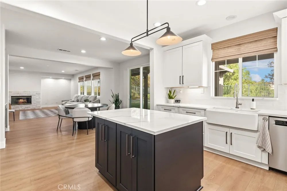 36610 Silk Oak Terrace Place Murrieta, CA 92562