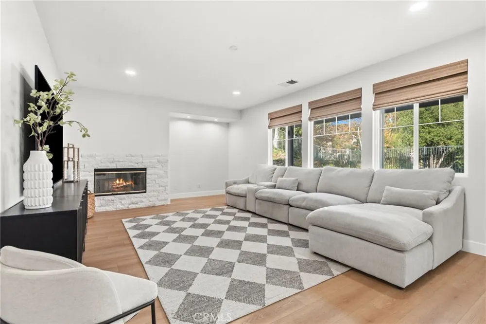 36610 Silk Oak Terrace Place Murrieta, CA 92562