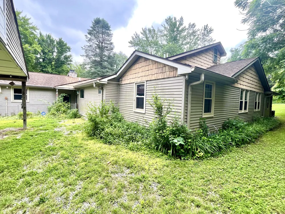 1601 Niles Buchanan Road Niles, MI 49120