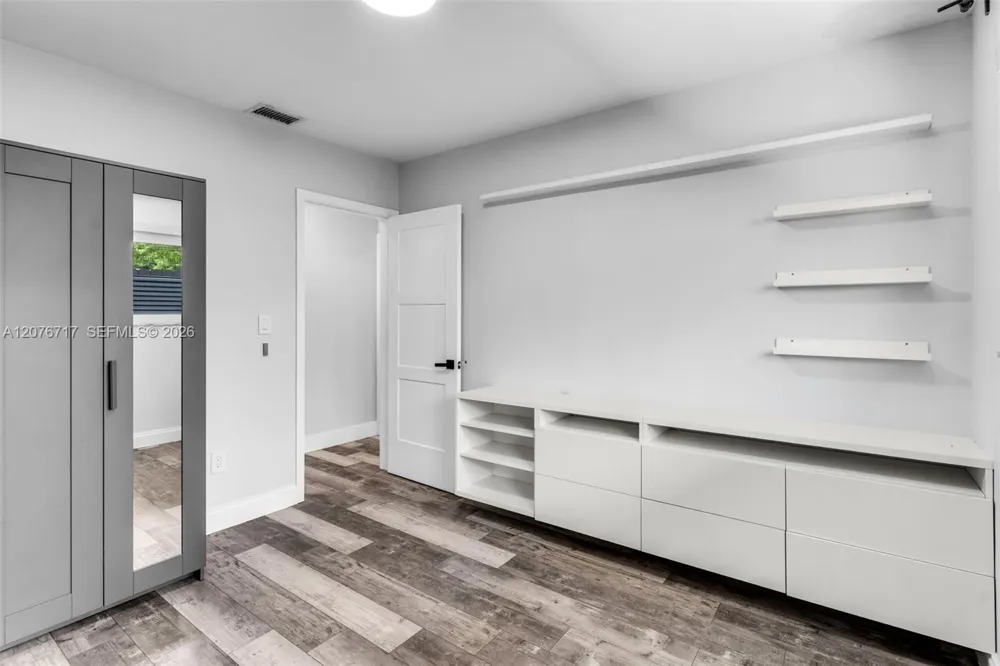 15825 SW 103rd Pl Miami, FL 33157