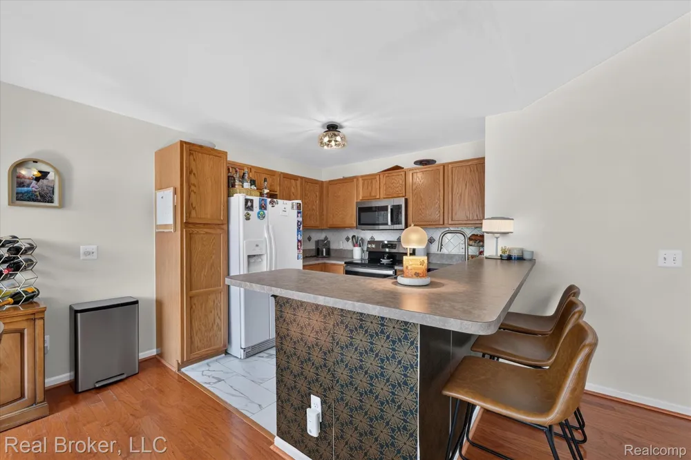 51747 Adler Park Drive W Chesterfield Township, MI 48051