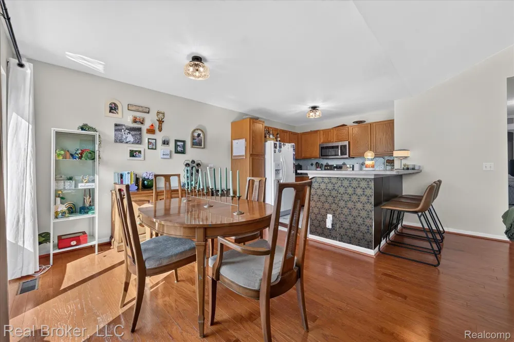 51747 Adler Park Drive W Chesterfield Township, MI 48051