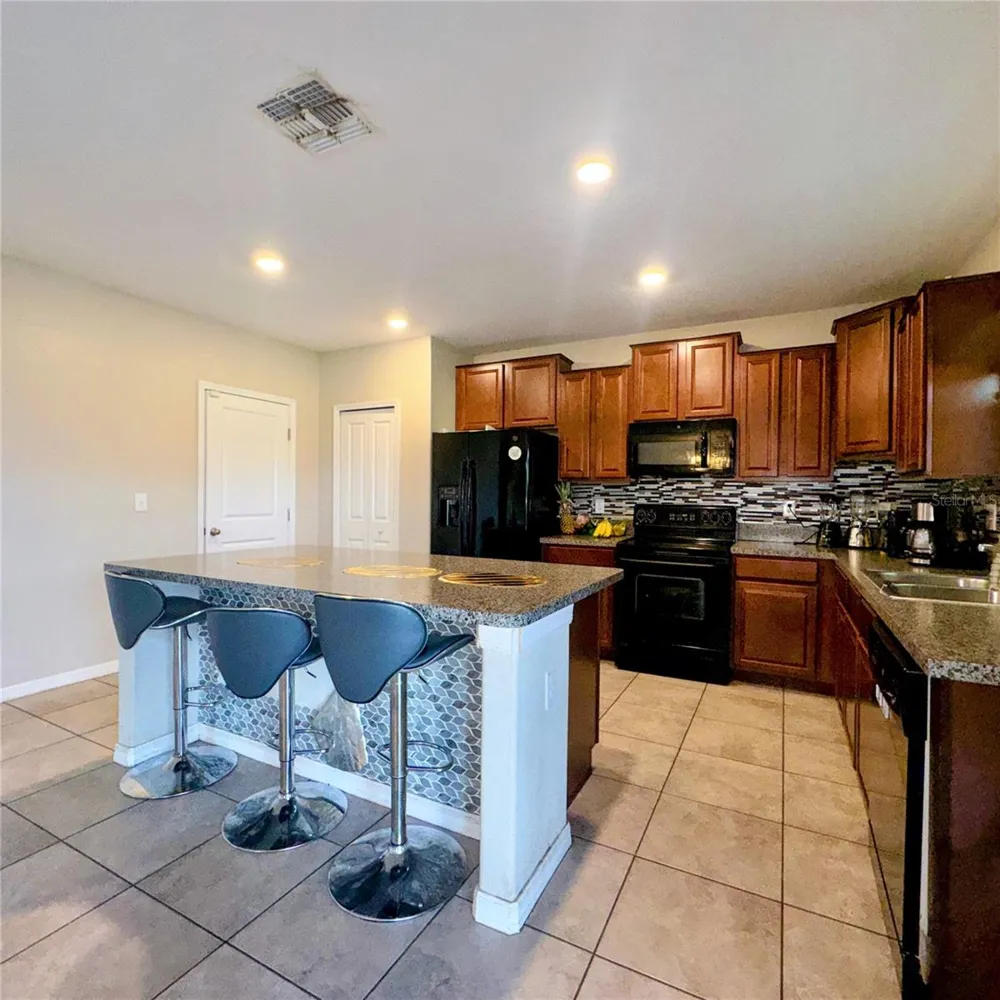 6711 TRENT CREEK DRIVE Sun City Center, FL 33573