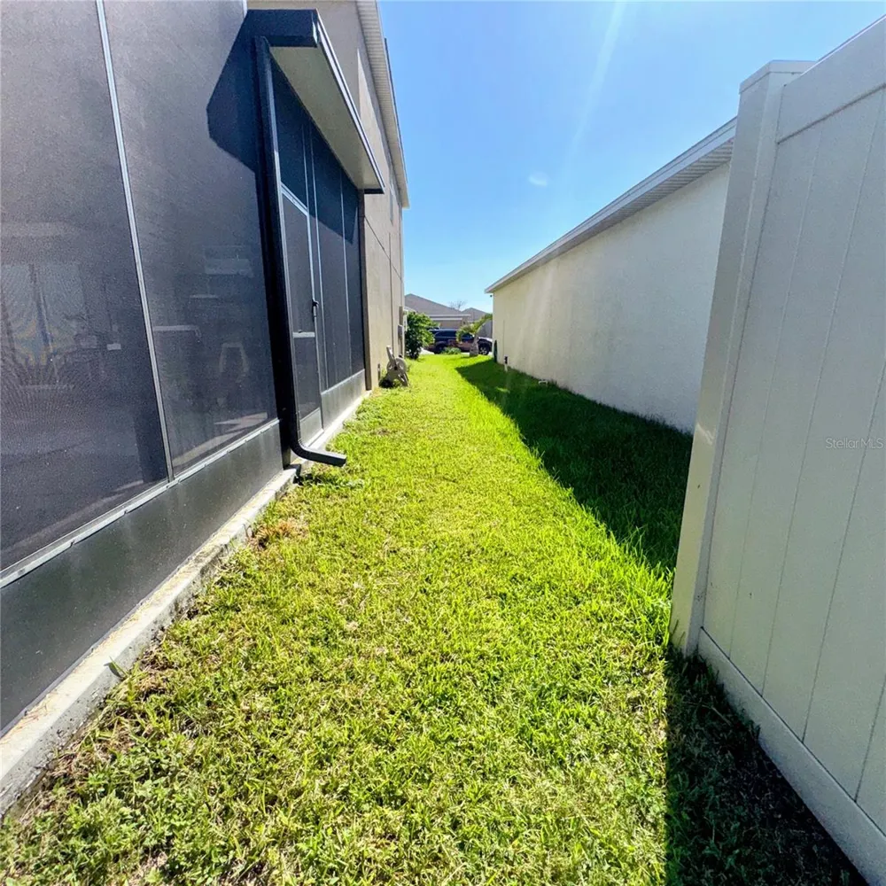 6711 TRENT CREEK DRIVE Sun City Center, FL 33573