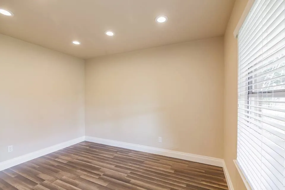 201 Taylor Street Hutto, TX 78634