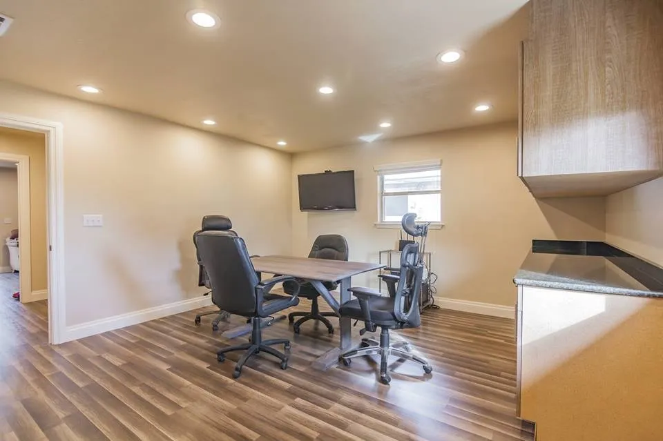 201 Taylor Street Hutto, TX 78634