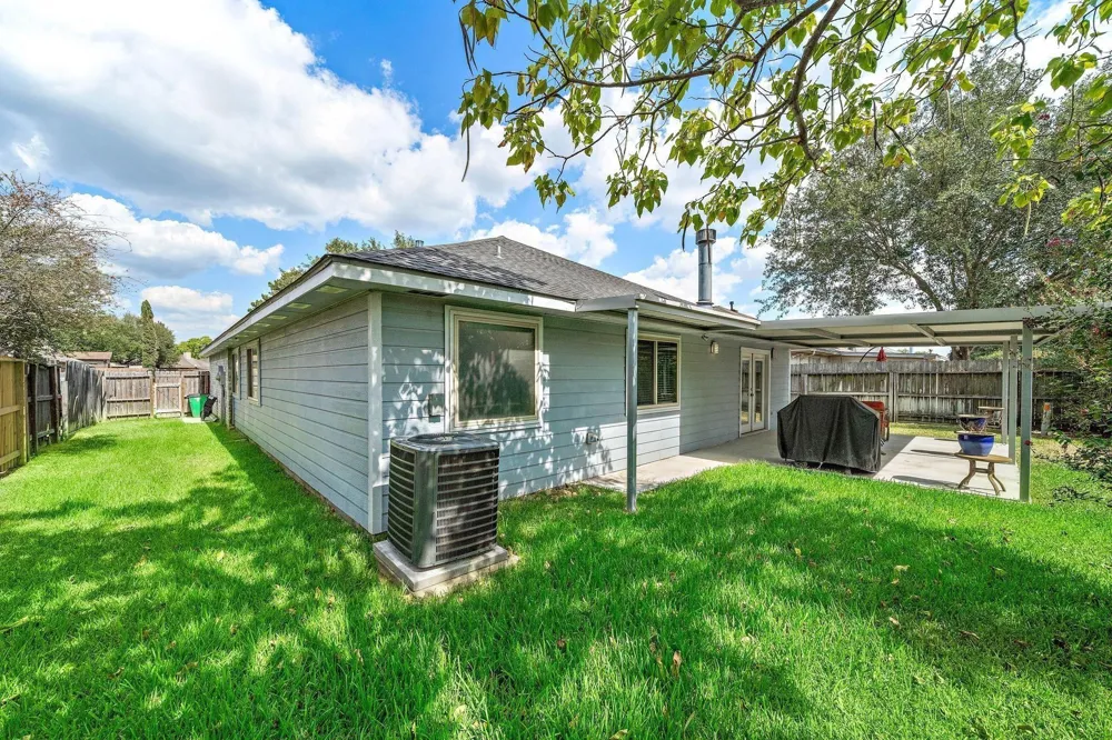 18223 Lundar Lane Tomball, TX 77377