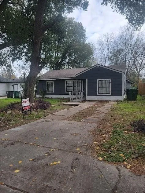 5318 Chennault Road