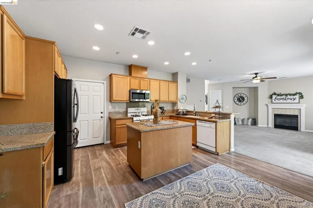 1250 Picadilly Ln Brentwood, CA 94513