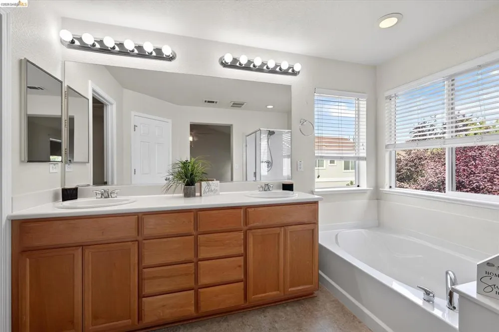 1250 Picadilly Ln Brentwood, CA 94513