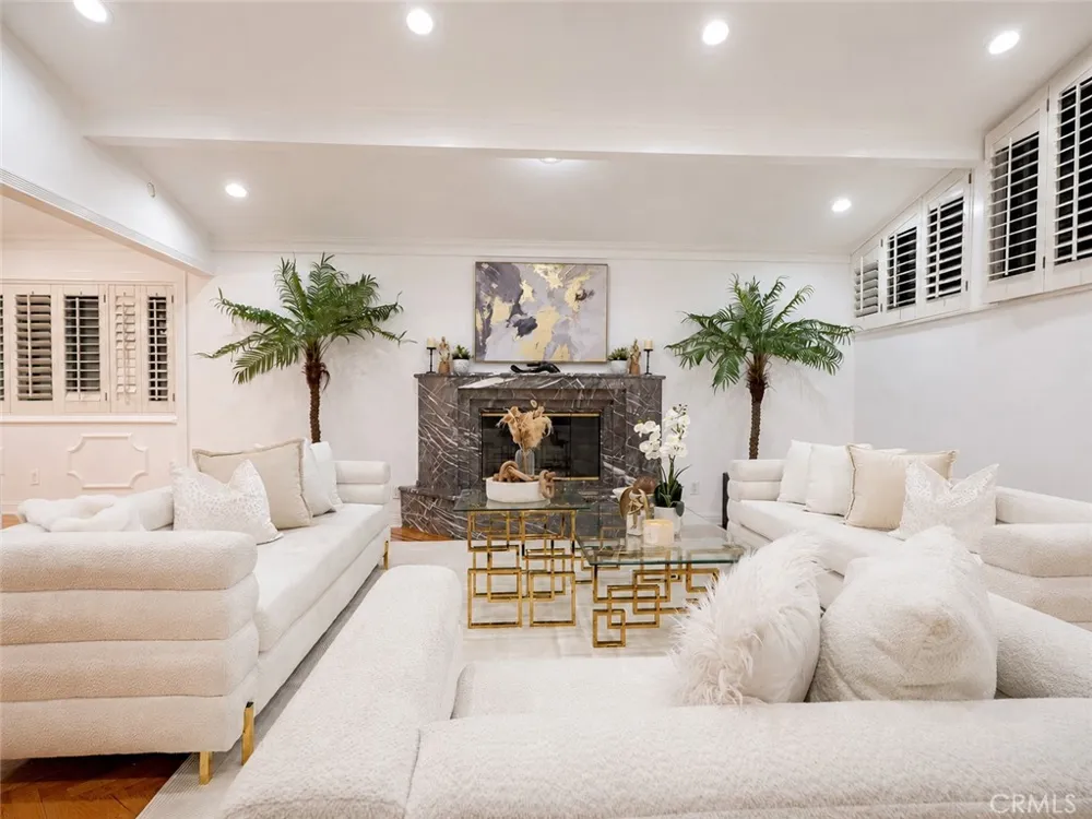 12700 Jolette Avenue Granada Hills, CA 91344