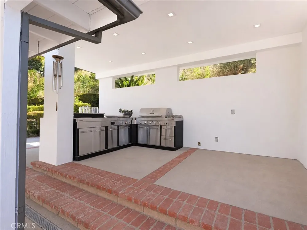 12700 Jolette Avenue Granada Hills, CA 91344