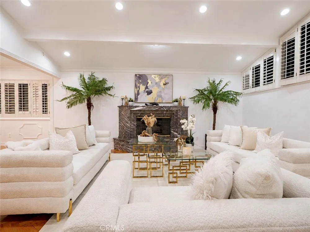 12700 Jolette Avenue Granada Hills, CA 91344