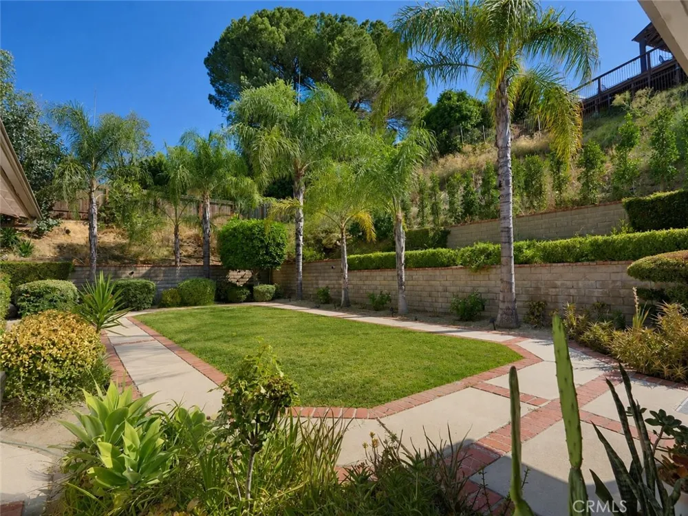 12700 Jolette Avenue Granada Hills, CA 91344