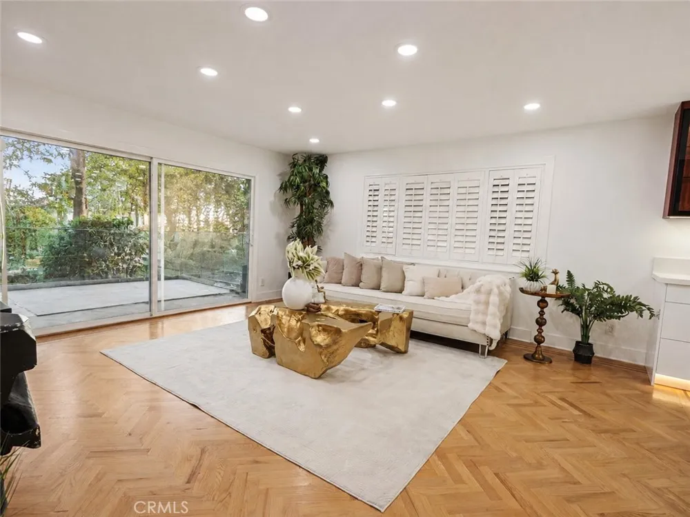 12700 Jolette Avenue Granada Hills, CA 91344