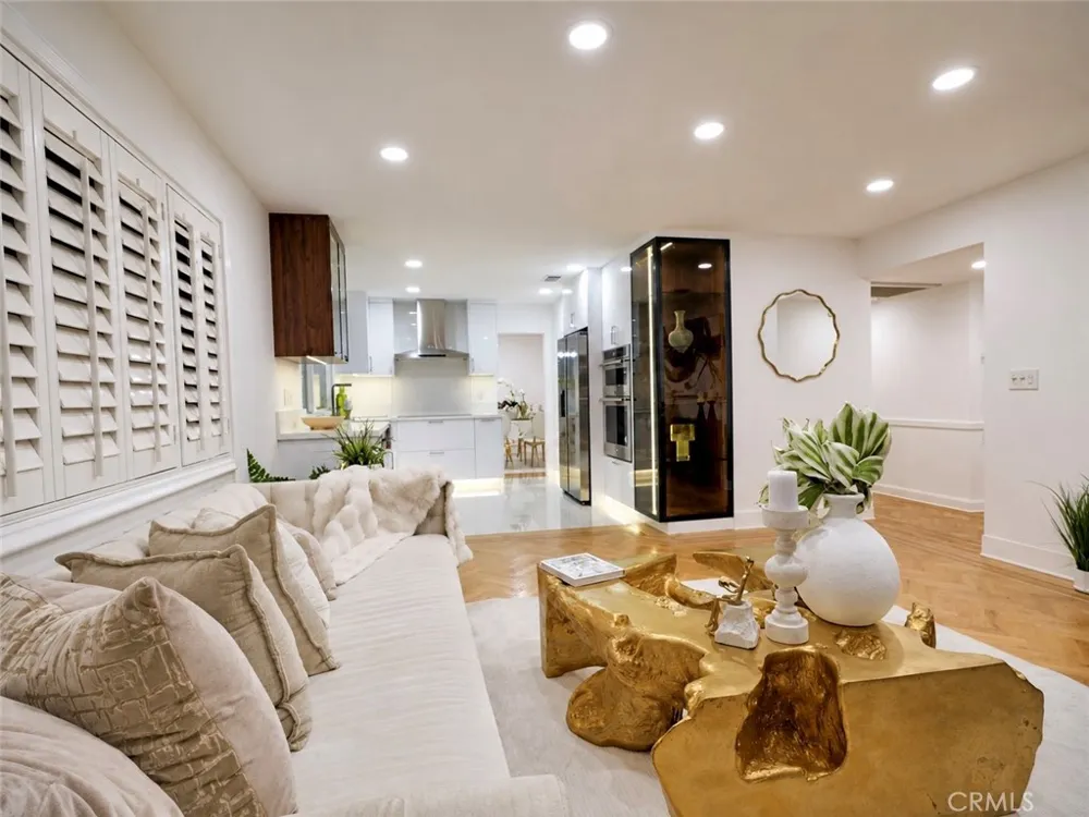 12700 Jolette Avenue Granada Hills, CA 91344