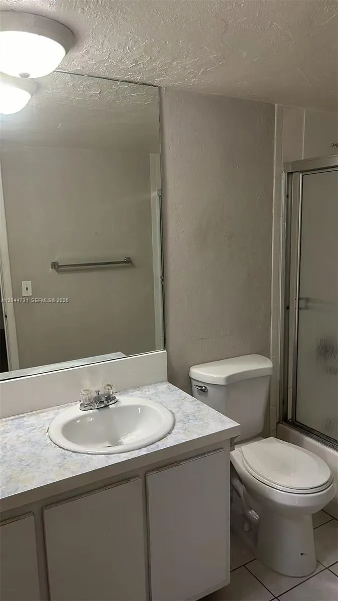 6900 Kendall Dr #A205 Pinecrest, FL 33156