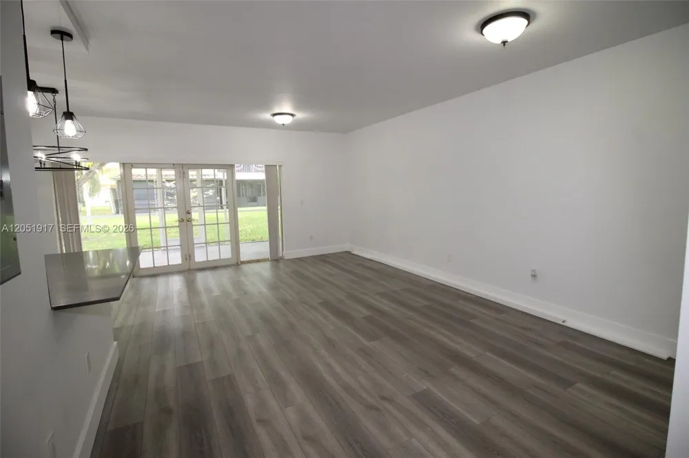 8340 SW 154th Ave #60 Miami, FL 33193