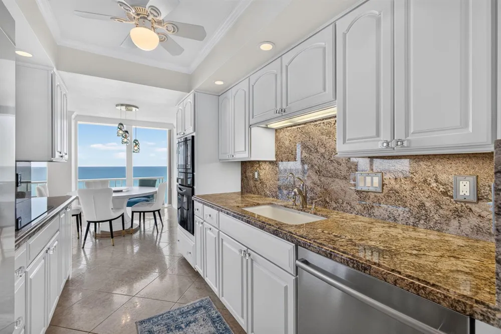 5540 OCEAN DRIVE #14A Singer Island, FL 33404
