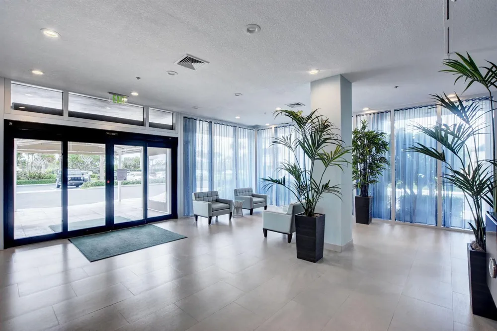 5540 OCEAN DRIVE #14A Singer Island, FL 33404