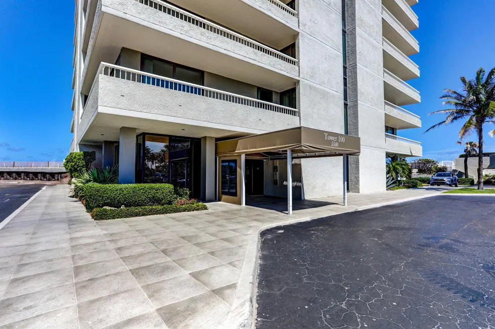 5540 OCEAN DRIVE #14A Singer Island, FL 33404
