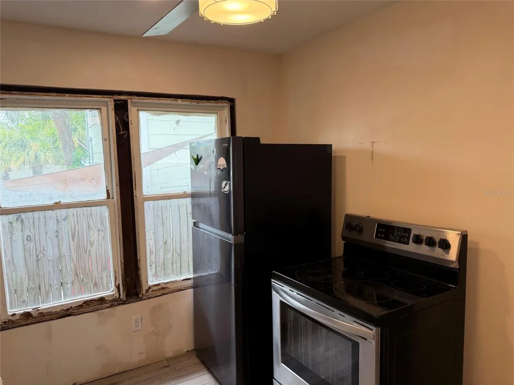 618 15TH STREET St Petersburg, FL 33705
