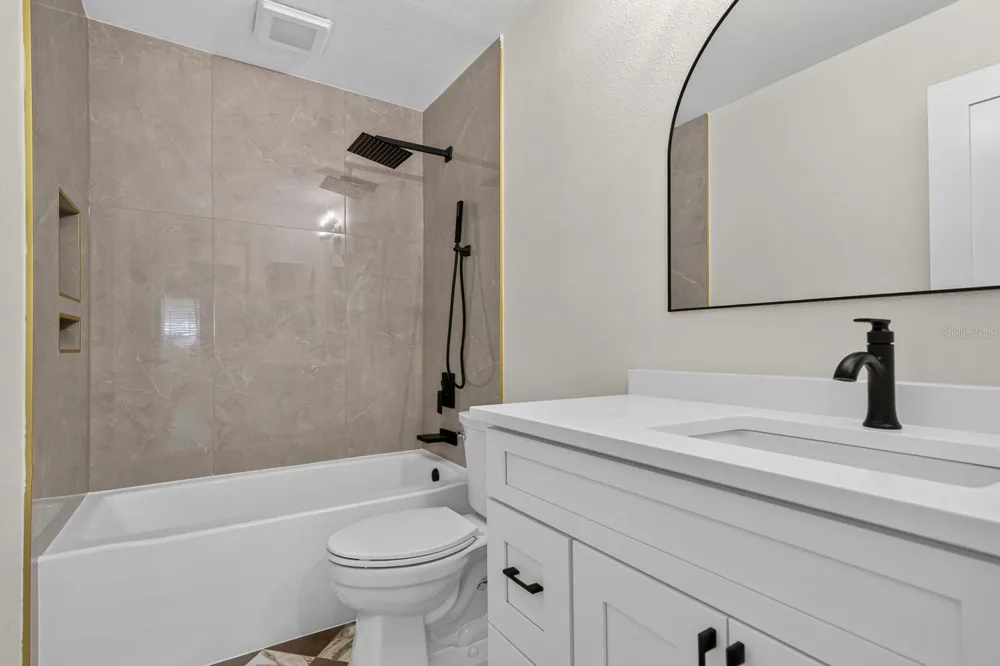 7037 69TH STREET Pinellas Park, FL 33781