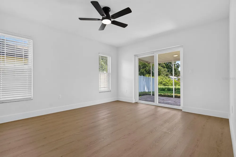 7037 69TH STREET Pinellas Park, FL 33781
