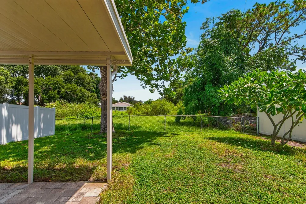 7037 69TH STREET Pinellas Park, FL 33781