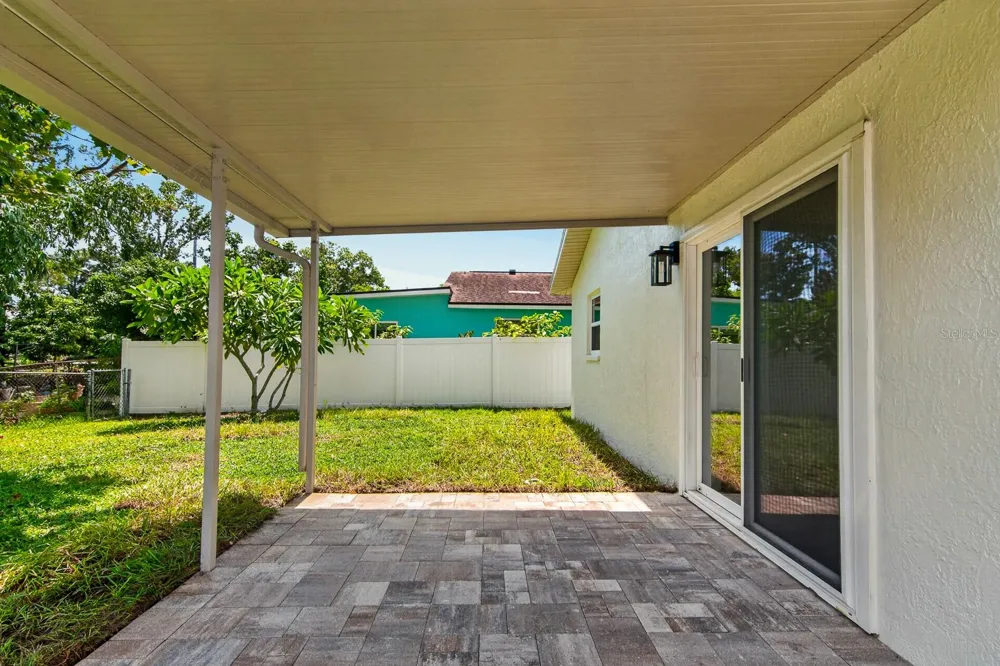 7037 69TH STREET Pinellas Park, FL 33781