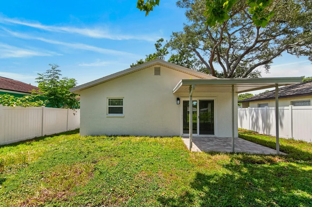 7037 69TH STREET Pinellas Park, FL 33781