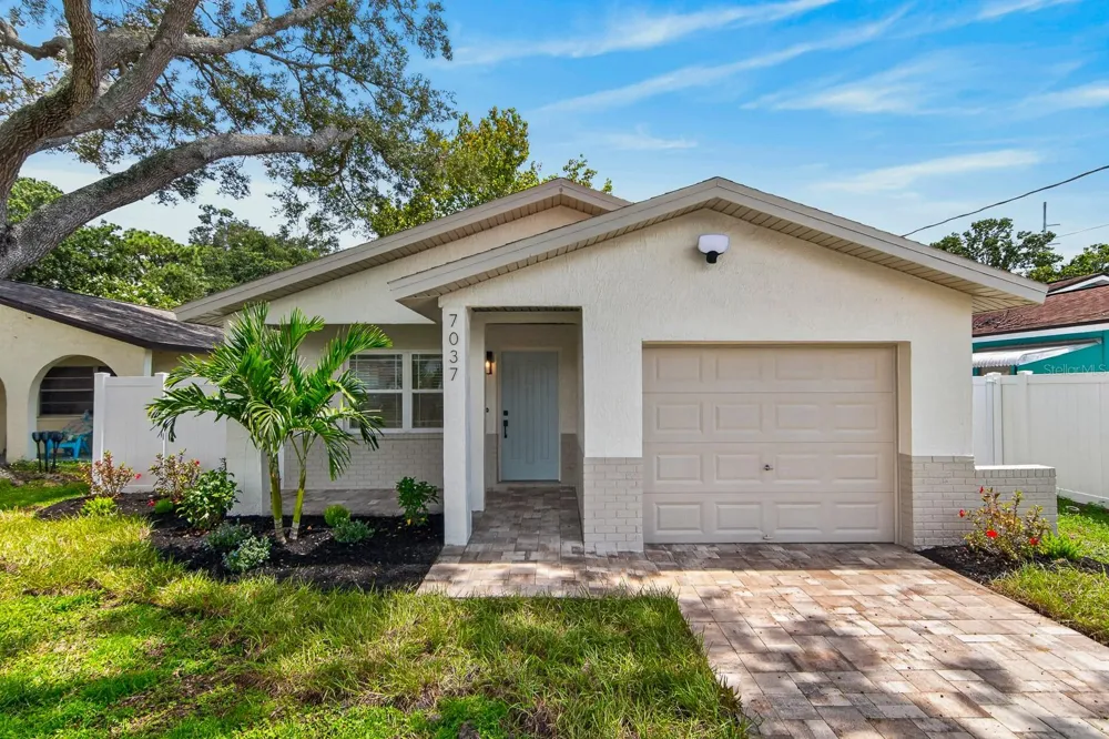 7037 69TH STREET Pinellas Park, FL 33781