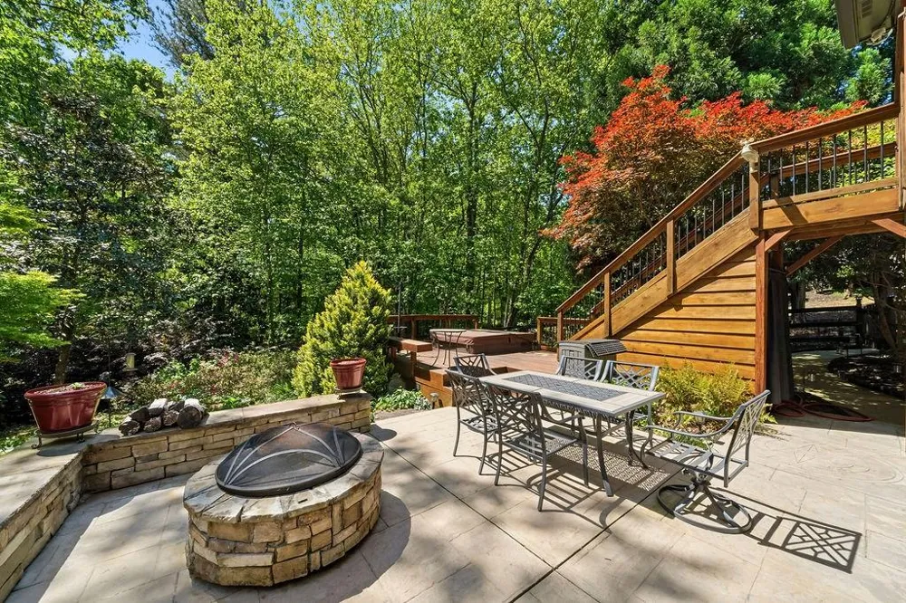 151 Misty View Lane Acworth, GA 30101