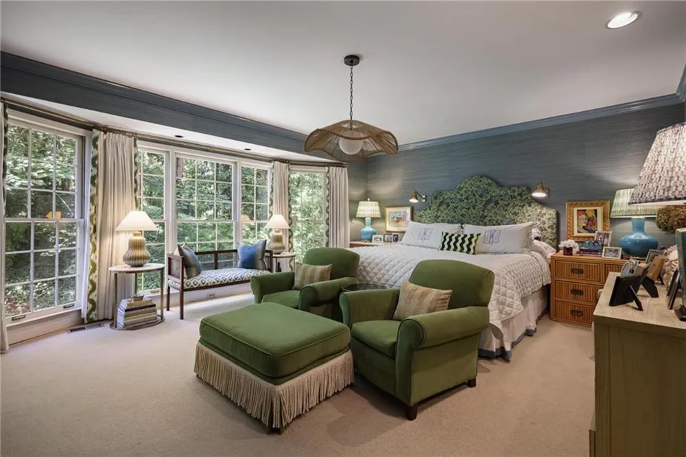 349 Pineland Road NW Atlanta, GA 30342