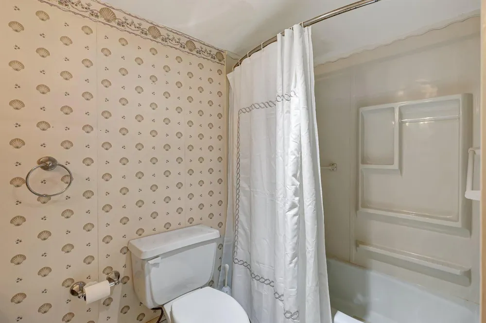 1357 NE Ocean Boulevard #318 Stuart, FL 34996