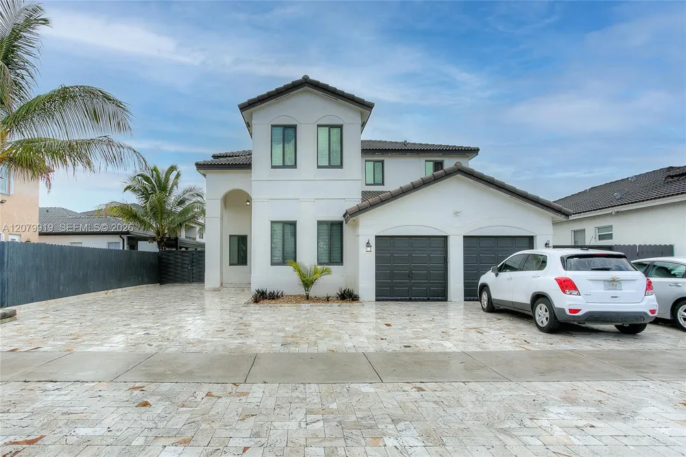 18355 NW 89th Ave Hialeah, FL 33018
