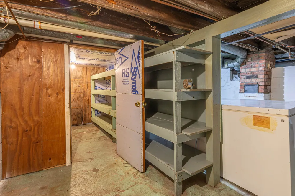 8370 Lumberjack Road Seville Township, MI 48877