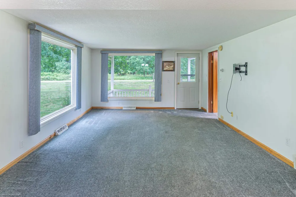 8370 Lumberjack Road Seville Township, MI 48877