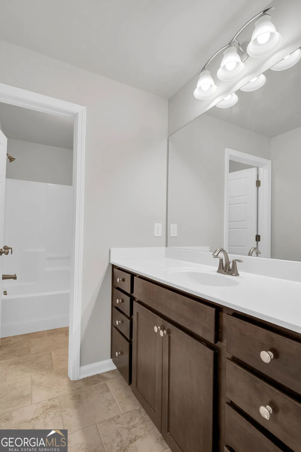 1212 Ida Woods LN Lawrenceville, GA 30045