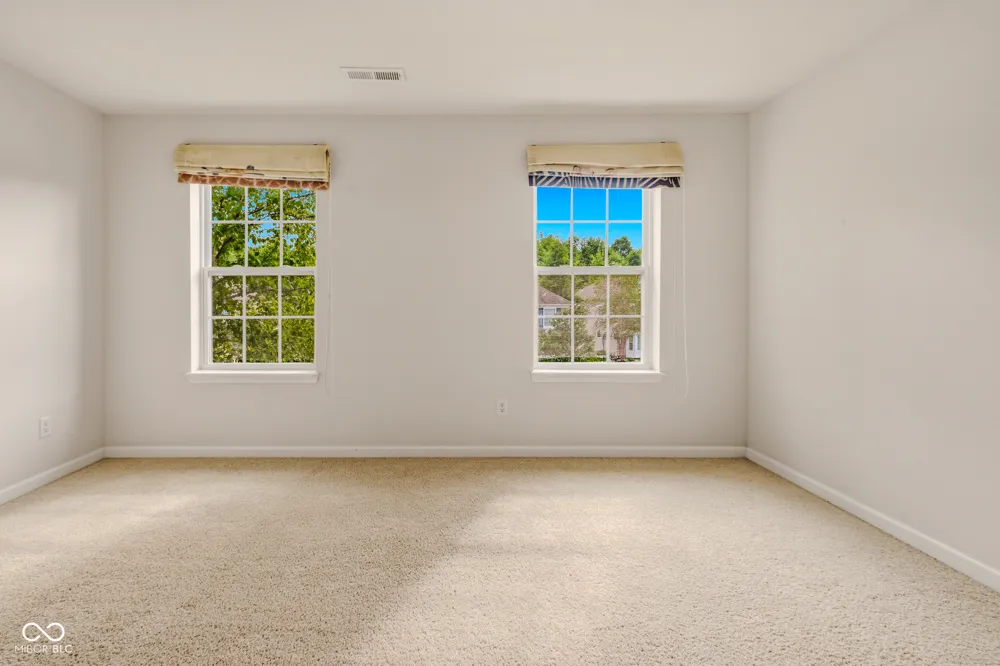 7048 Stoney Ridge Drive Columbus, IN 47201