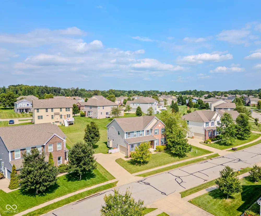 7048 Stoney Ridge Drive Columbus, IN 47201