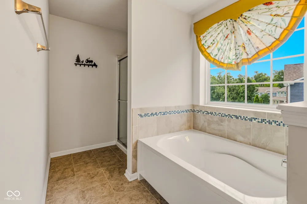 7048 Stoney Ridge Drive Columbus, IN 47201