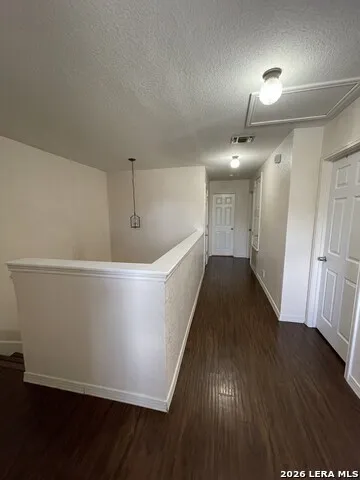 8526 CHICKASAW BLF Converse, TX 78109