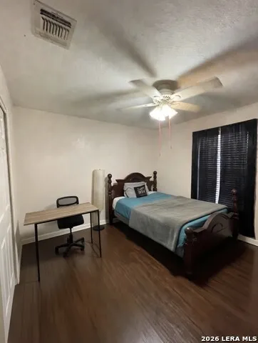 8526 CHICKASAW BLF Converse, TX 78109