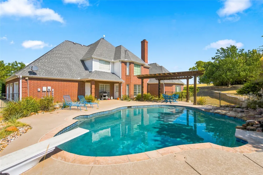 16582 US Highway 82 E Honey Grove, TX 75446