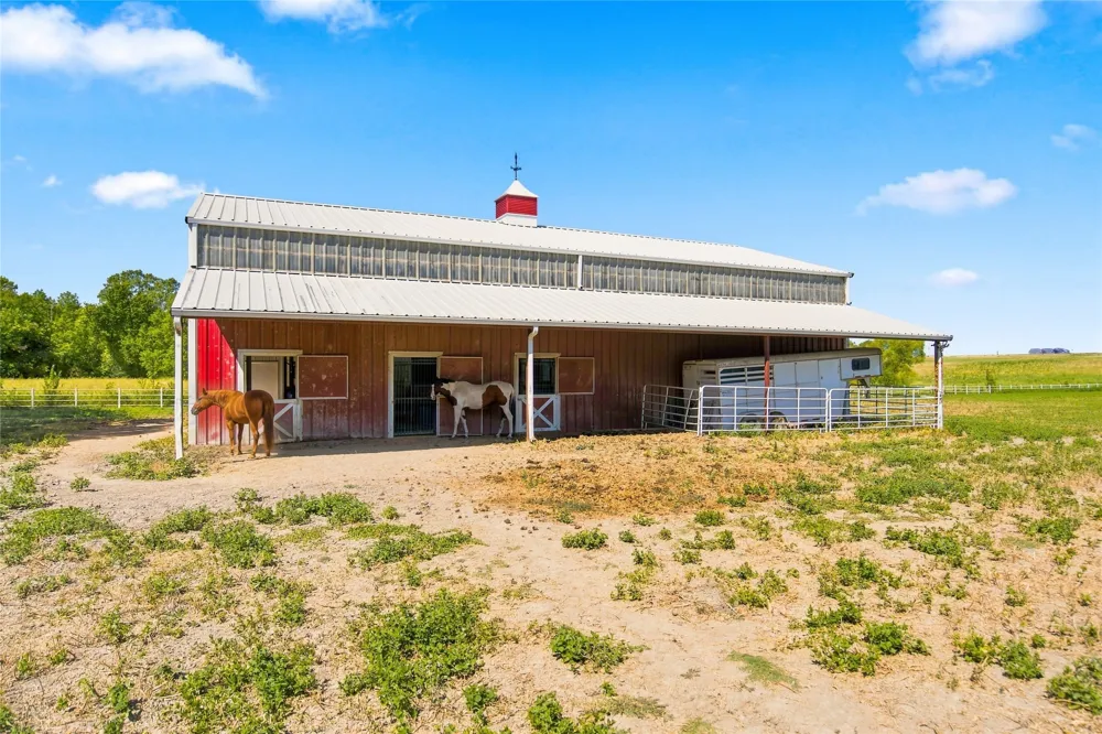 16582 US Highway 82 E Honey Grove, TX 75446