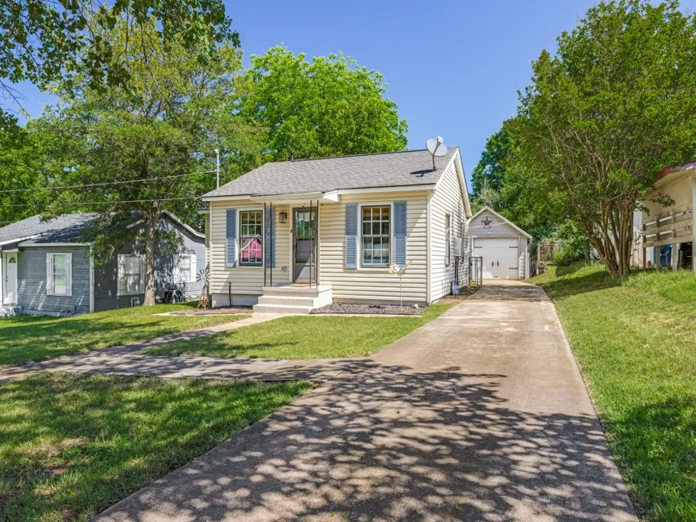 1109 Hanna Street Denison, TX 75020