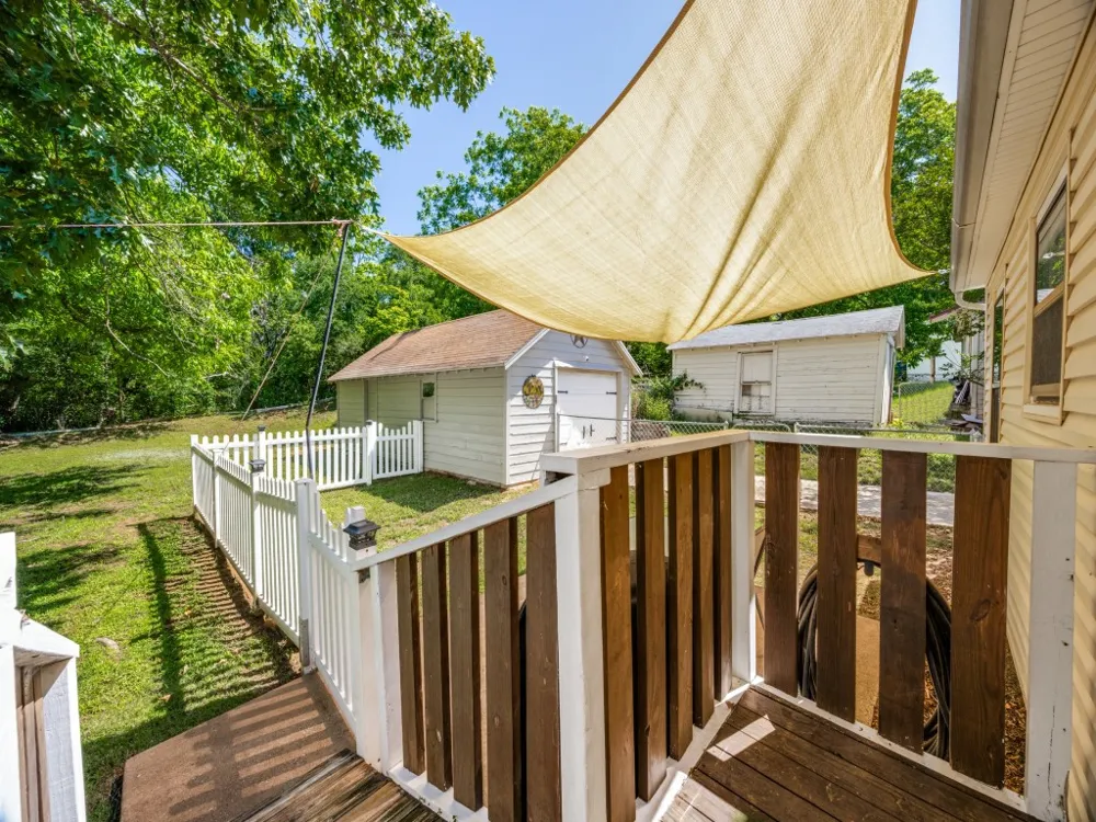 1109 Hanna Street Denison, TX 75020